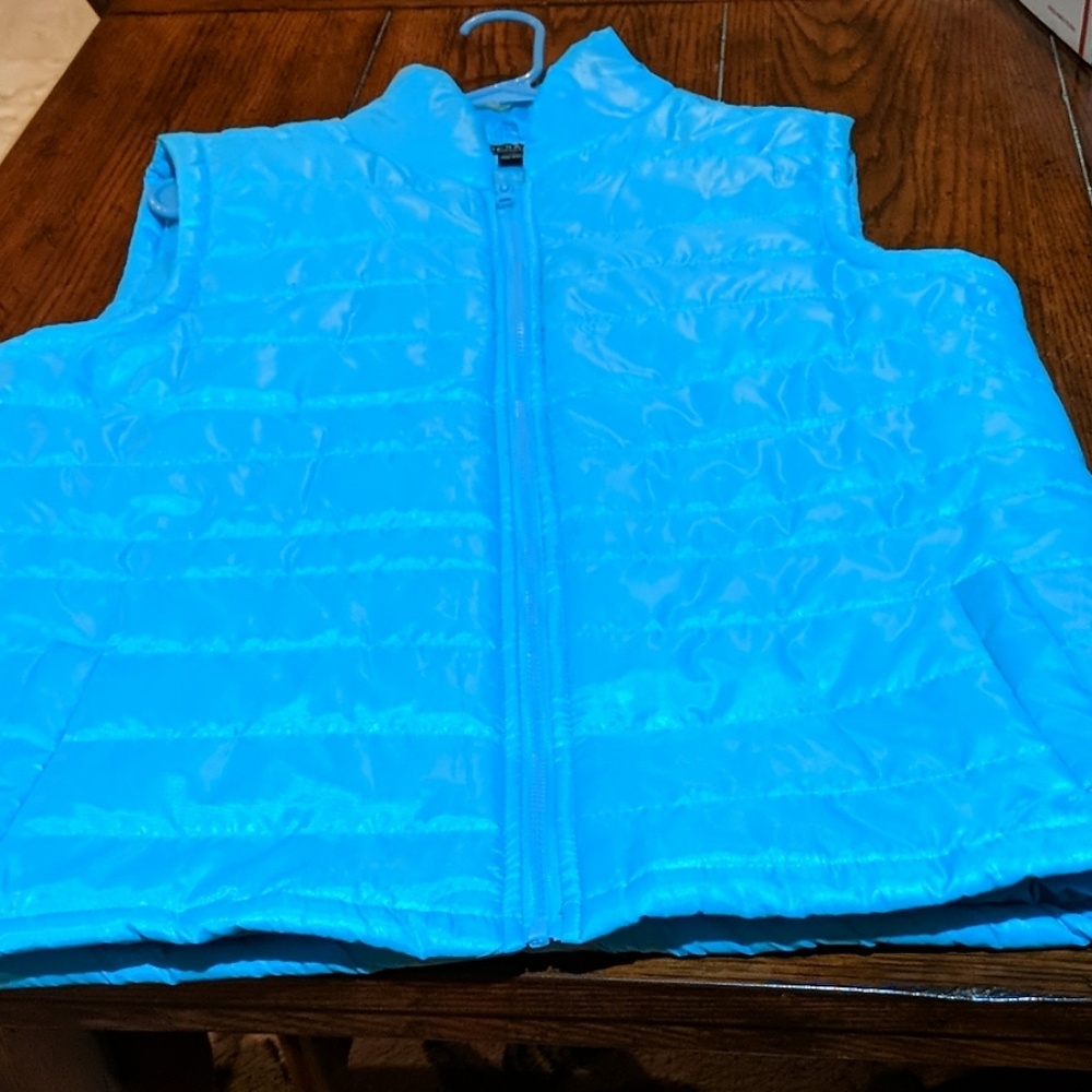 Michael F vest NWOT